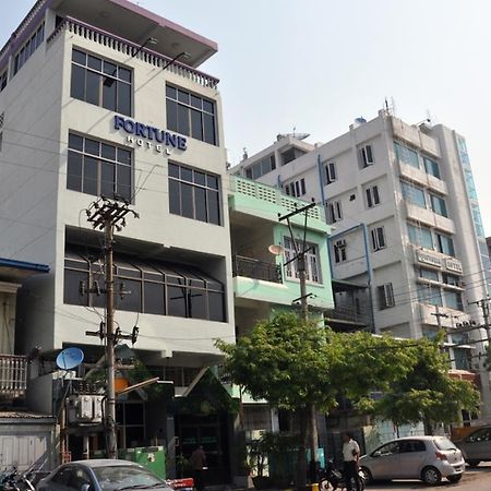Fortune Hotel มัณฑะเลย์ ภายนอก รูปภาพ
