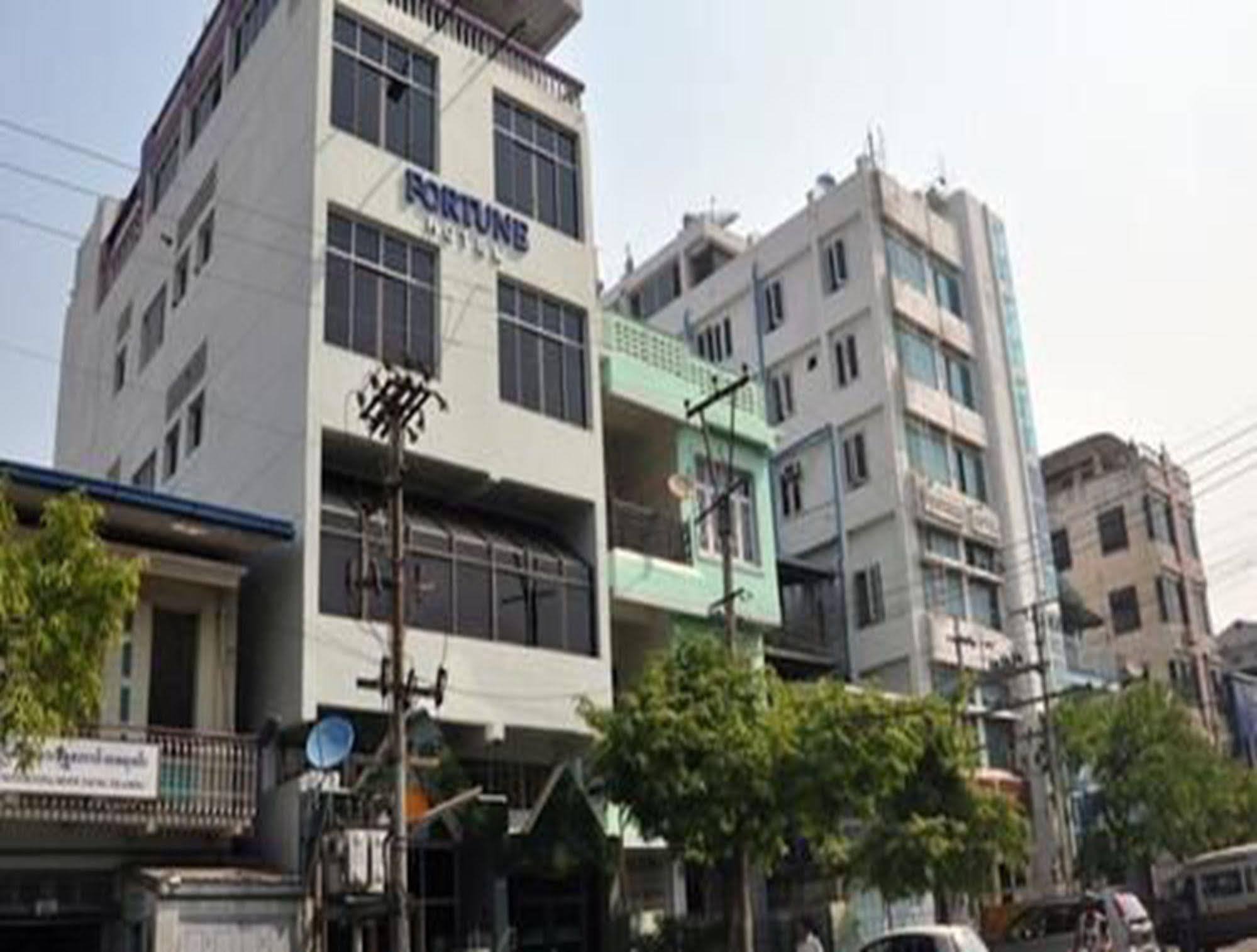 Fortune Hotel มัณฑะเลย์ ภายนอก รูปภาพ