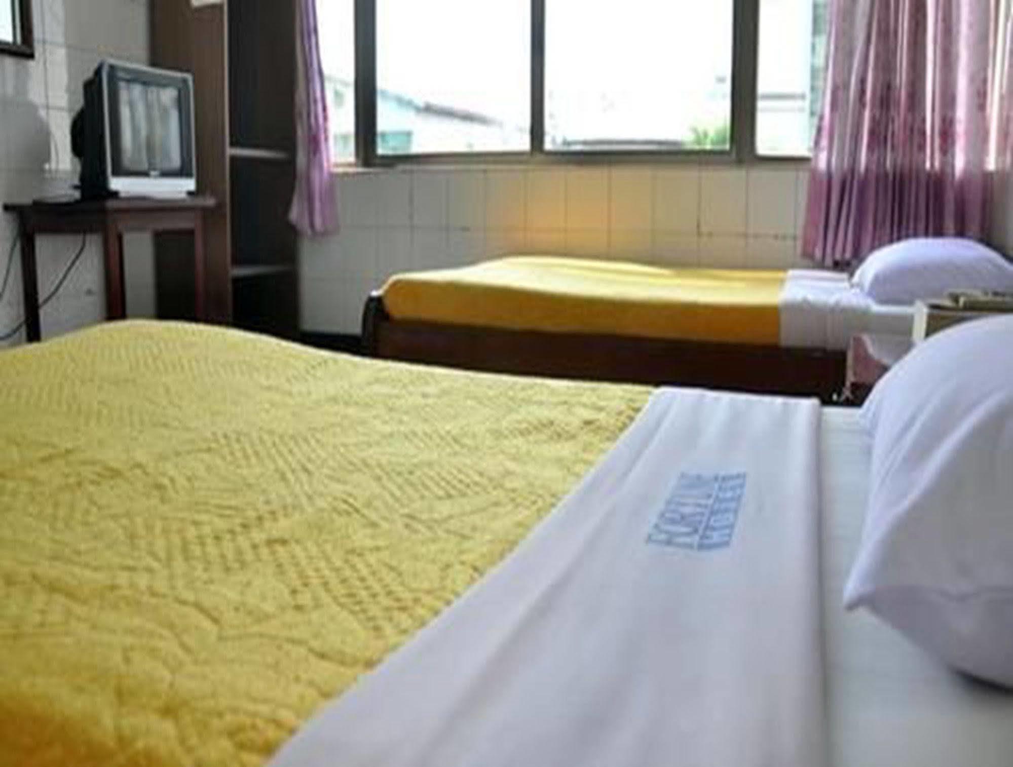 Fortune Hotel มัณฑะเลย์ ภายนอก รูปภาพ